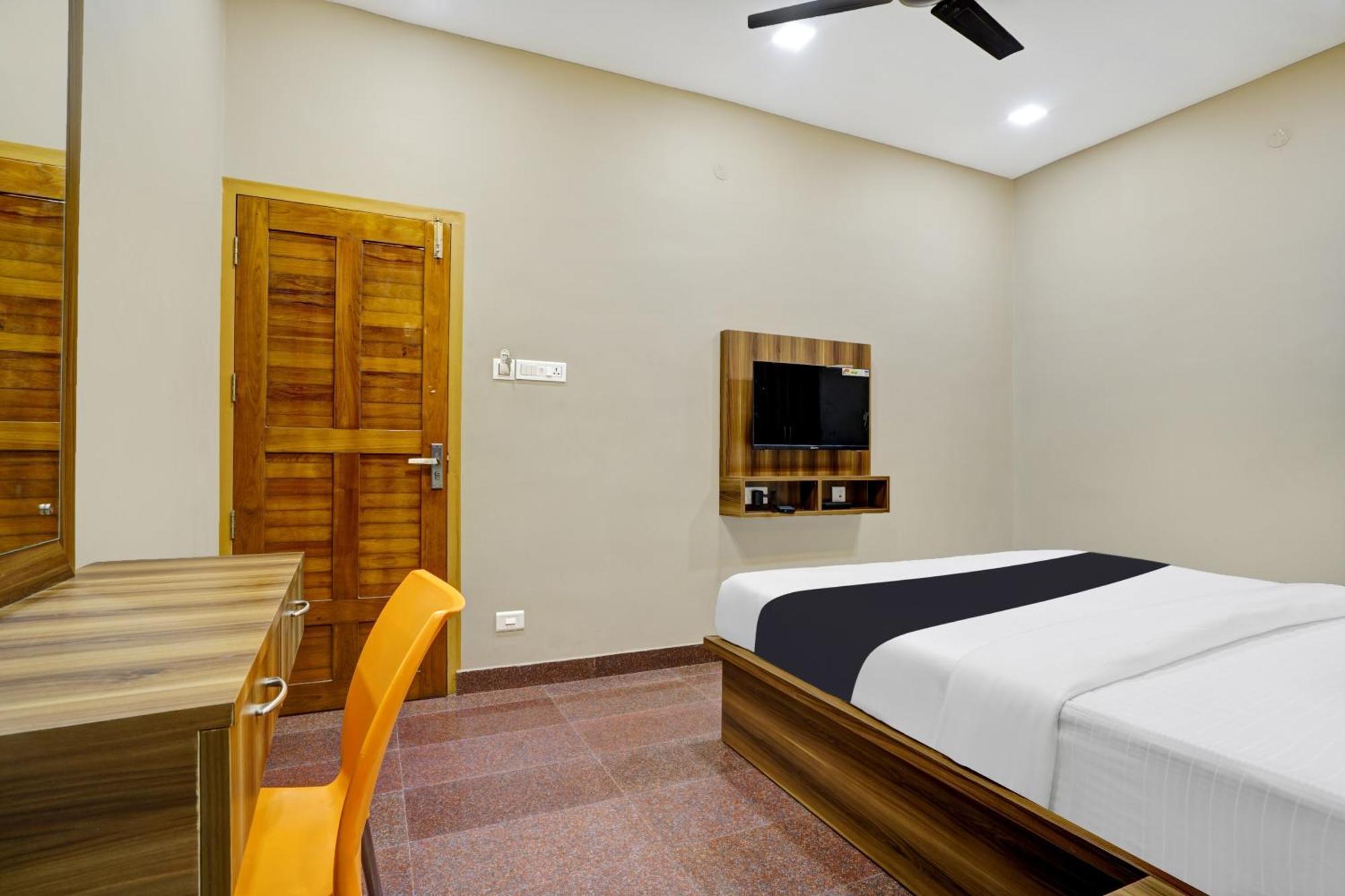 Hotel O Century Regency Kochi Dış mekan fotoğraf